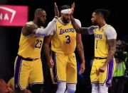 开云棋牌平台-步行者碾压湖人，加里纳利一己之力扛起全队的简单介绍