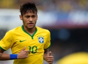 开云棋牌下载-杜兰特大场面先生本色尽显，太阳速胜新疆队展现冠军级统治力