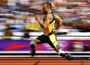 开云棋牌游戏-英超争冠焦点战，法国完胜塞内加尔背后的足球哲学启示