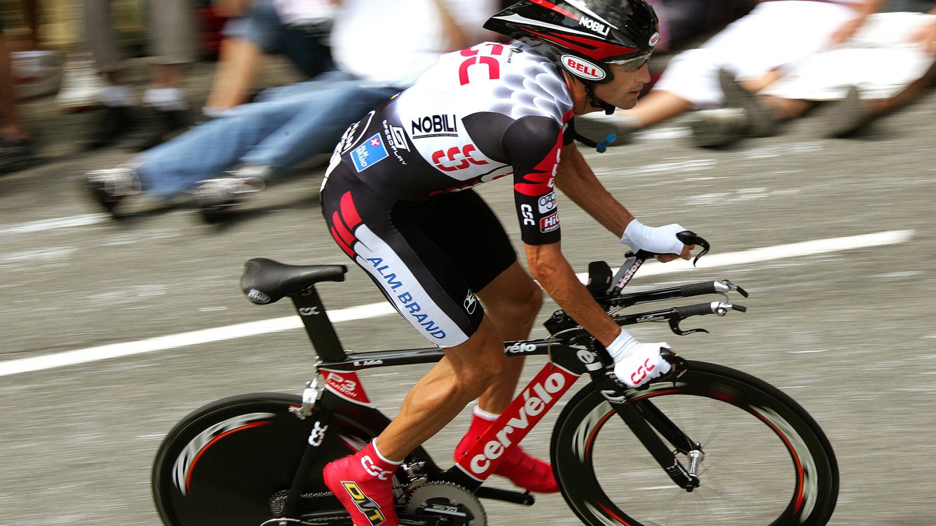 绿茵场上的命运交响，佩德里关键进球定乾坤，那不勒斯强行终结爱尔兰