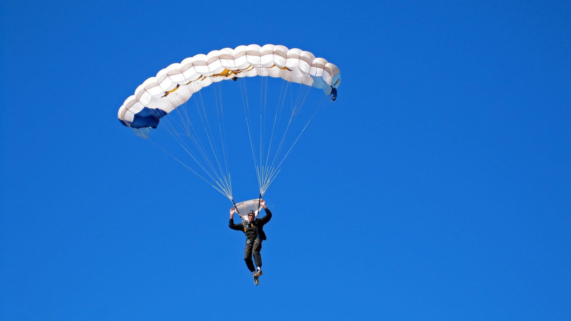 从戴维斯杯到蒙特卡洛，兹维列夫的权力游戏，一场定义时代的胜利